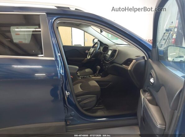 1C4PJMCB3JD531879 2018 JEEP CHEROKEE Blue Widok wnętrza z przodu
