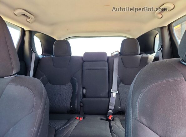 1C4PJMCB3KD168680 2019 JEEP CHEROKEE Бордовый Вид задних сидений