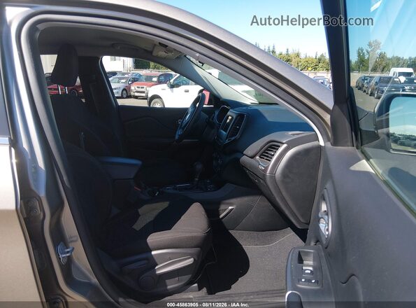 1C4PJMCB3KD479803 2019 JEEP CHEROKEE Серый Вид салона спереди