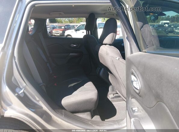 1C4PJMCB3KD479803 2019 JEEP CHEROKEE Серый Вид наклейки с VIN-кодом