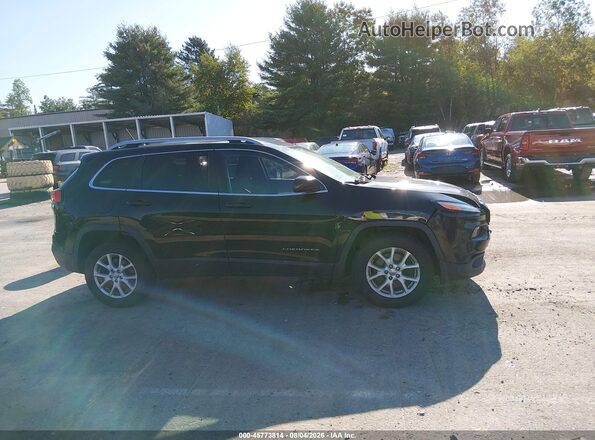 1C4PJMCB4HW658199 2017 JEEP CHEROKEE Black Вид задньої частини салону