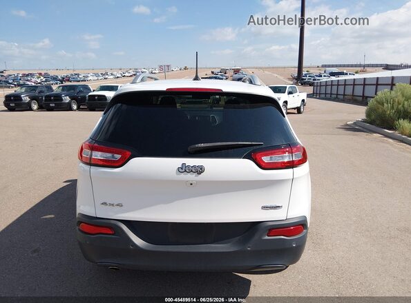 1C4PJMCB4JD528473 2018 JEEP CHEROKEE White 