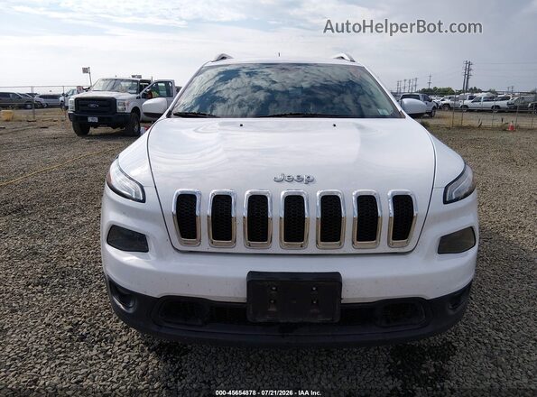 1C4PJMCB4JD528652 2018 JEEP CHEROKEE White უკანა სალონის ხედი