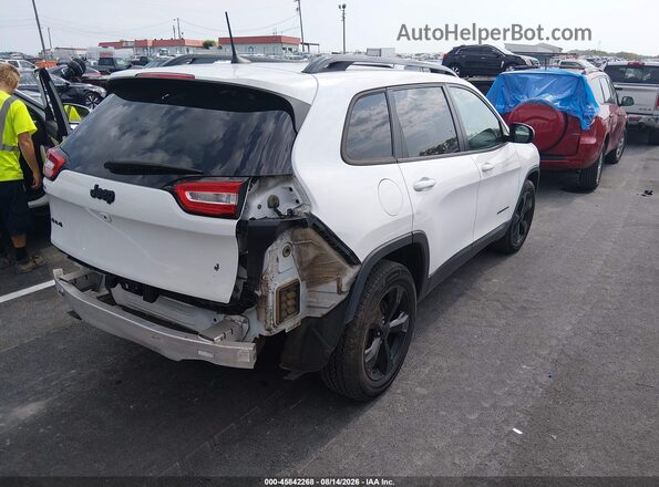 1C4PJMCB4JD592657 2018 JEEP CHEROKEE White უკანა მარჯვენა