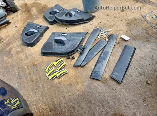 1C4PJMCB4KD379094 2019 JEEP CHEROKEE Blue Вид підкапотного простору