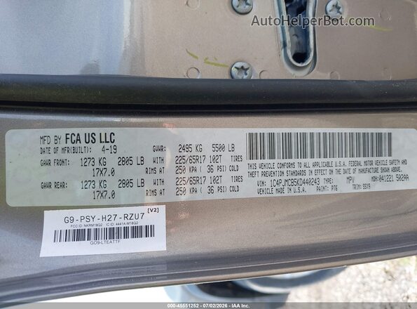 1C4PJMCB5KD440243 2019 JEEP CHEROKEE Gold Engine compartment view