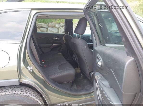 1C4PJMCB5KD459973 2019 JEEP CHEROKEE Green VIN sticker view