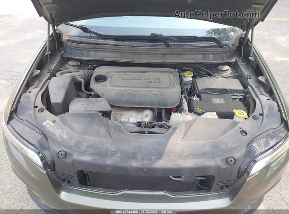 1C4PJMCB5KD459973 2019 JEEP CHEROKEE Green Rear view