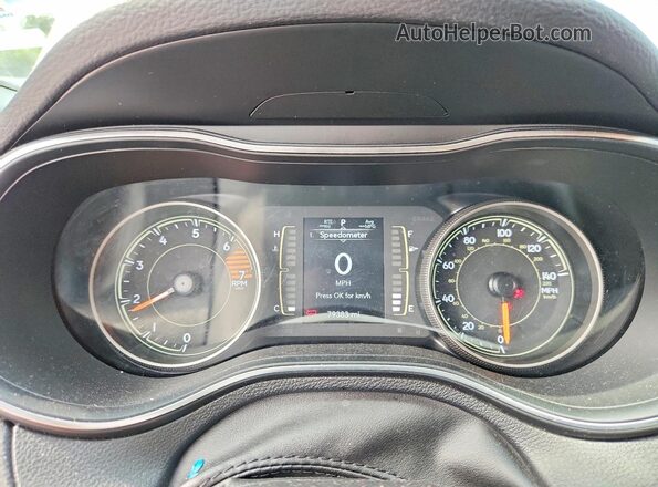 1C4PJMCB5LD532986 2020 JEEP CHEROKEE Темно-бордовый Вид щитка приборов