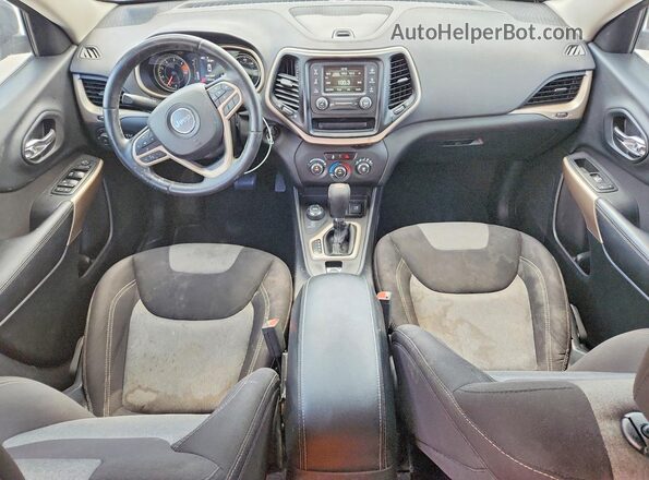 1C4PJMCB6JD505681 2018 JEEP CHEROKEE Gray Dashboard view