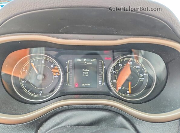 1C4PJMCB6JD505681 2018 JEEP CHEROKEE Gray Instrument cluster view