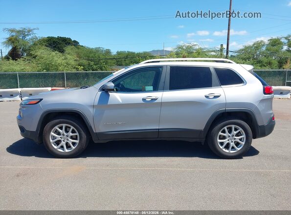1C4PJMCB6JD528619 2018 JEEP CHEROKEE Silver 360 interior view