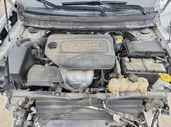 1C4PJMCB6KD157723 2019 JEEP CHEROKEE White Շարժիչի բաժամունքի տեսք