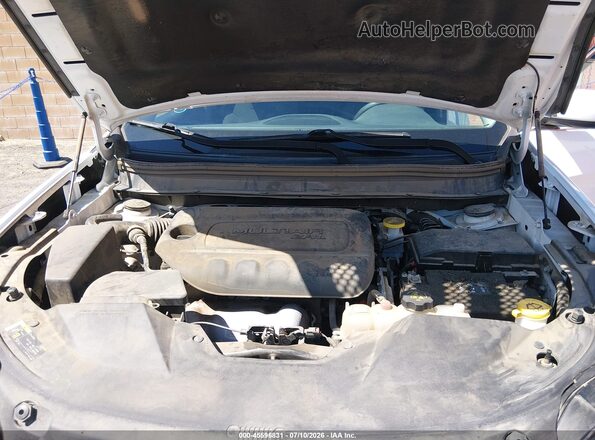 1C4PJMCB6KD459920 2019 JEEP CHEROKEE White Հետևի տեսք