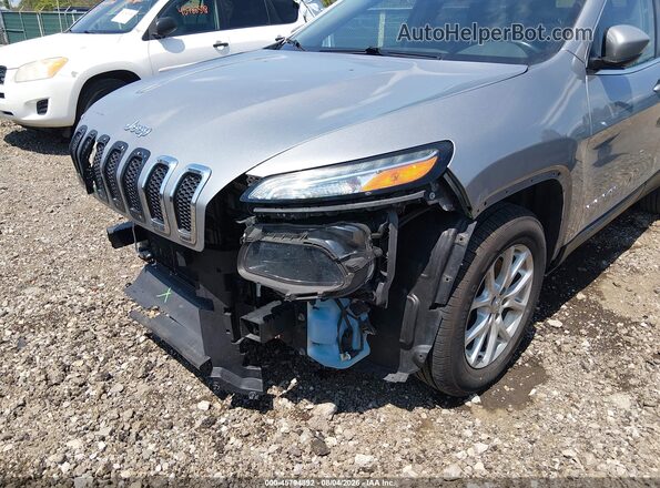 1C4PJMCB7GW145995 2016 JEEP CHEROKEE Silver Front view