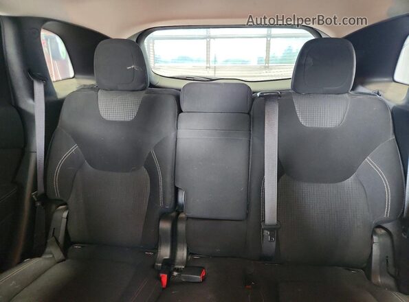 1C4PJMCB7HW612026 2017 JEEP CHEROKEE Белый Вид задних сидений
