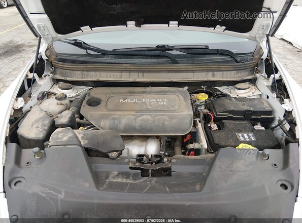 1C4PJMCB7JD528466 2018 JEEP CHEROKEE White Հետևի տեսք