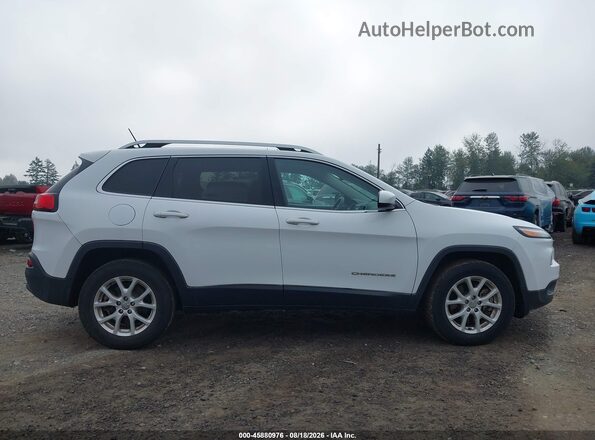 1C4PJMCB7JD528659 2018 JEEP CHEROKEE White უკანა სალონის ხედი