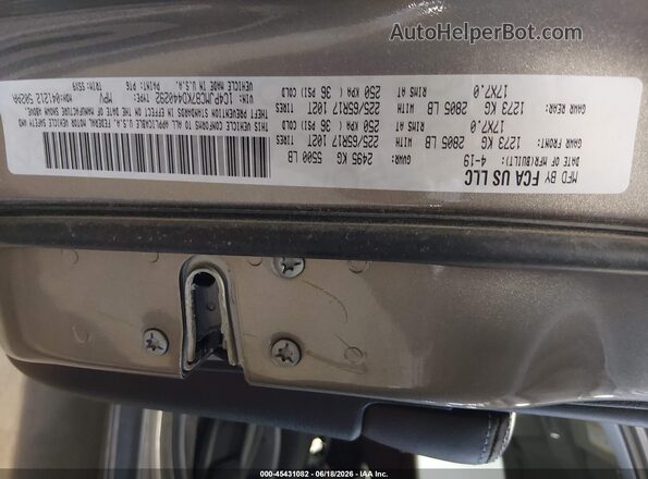 1C4PJMCB7KD440292 2019 JEEP CHEROKEE Gold Vista del compartimento del motor