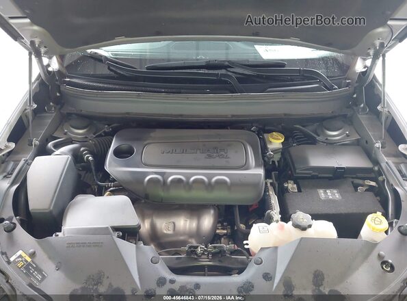 1C4PJMCB7KD459960 2019 JEEP CHEROKEE Silver Vista trasera