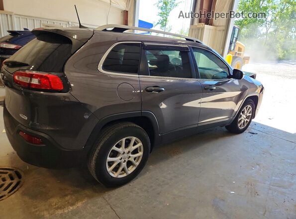 1C4PJMCB8HW505471 2017 JEEP CHEROKEE Silver Задня права чверть