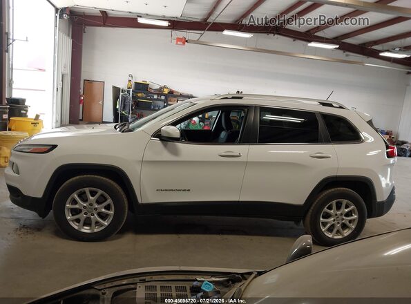 1C4PJMCB8JD528508 2018 JEEP CHEROKEE White 