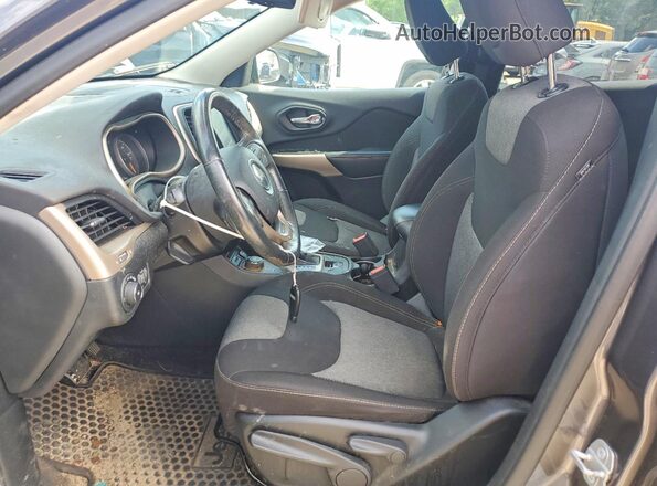 1C4PJMCB8JD603403 2018 JEEP CHEROKEE Charcoal Front interior view
