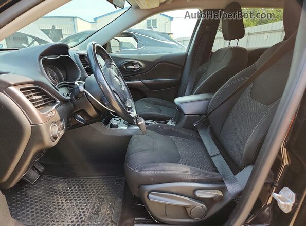 1C4PJMCB8KD244992 2019 JEEP CHEROKEE Черный Вид салона спереди