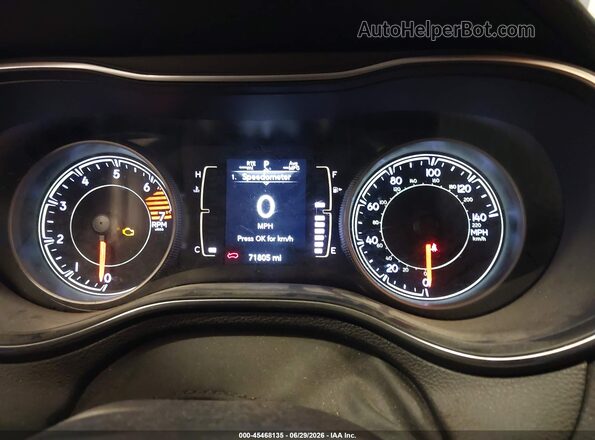 1C4PJMCB8KD450880 2019 JEEP CHEROKEE Красный Вид задних сидений