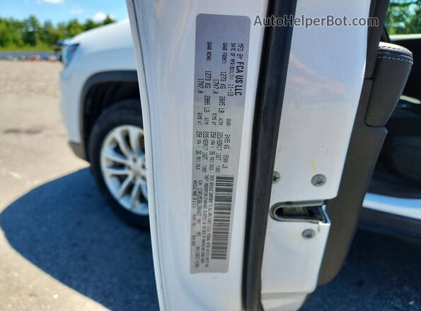 1C4PJMCB8LD564427 2020 JEEP CHEROKEE White Engine compartment view