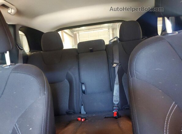 1C4PJMCB8MD153062 2021 JEEP CHEROKEE Серебряный Вид задних сидений