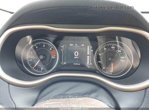 1C4PJMCB9JD528663 2018 JEEP CHEROKEE White Vista de los asientos traseros
