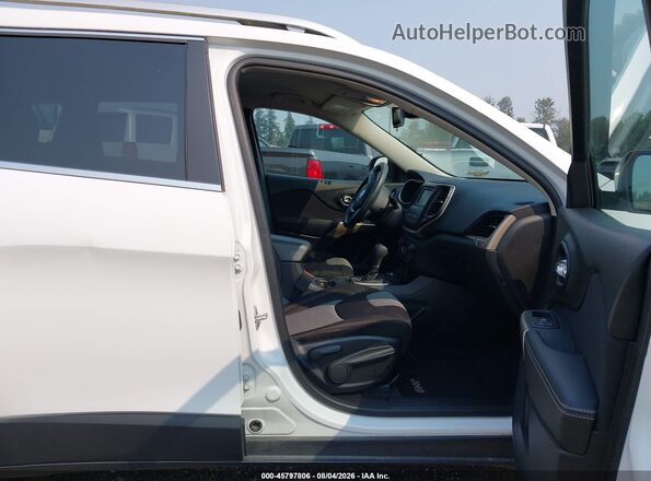 1C4PJMCB9JD528663 2018 JEEP CHEROKEE White Vista interior delantera