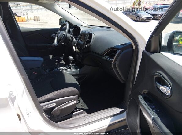 1C4PJMCB9KD440407 2019 JEEP CHEROKEE White Вид салону спереду