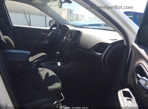1C4PJMCB9KD459927 2019 JEEP CHEROKEE White Widok wnętrza z przodu
