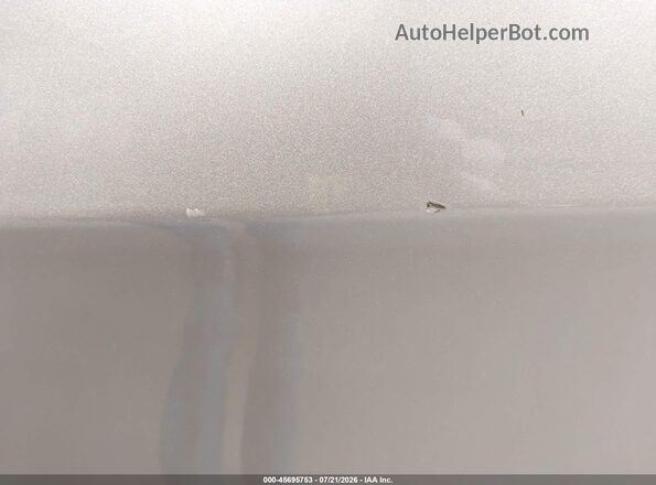 1C4PJMCBXJD528509 2018 JEEP CHEROKEE Серебряный Вид спереди