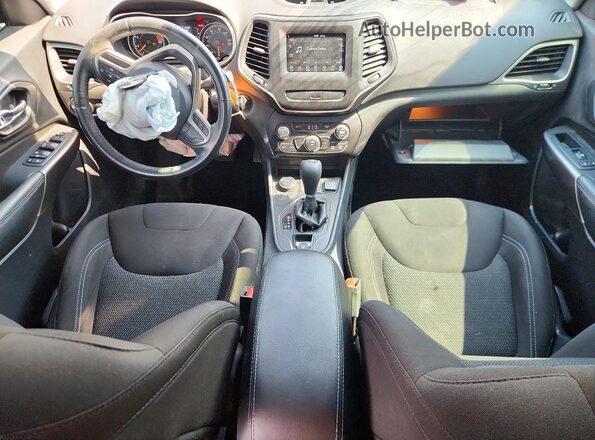 1C4PJMCBXKD211413 2019 JEEP CHEROKEE Серебряный Вид панели приборов