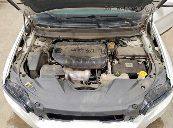 1C4PJMCBXKD413104 2019 JEEP CHEROKEE White Vista del compartimento del motor