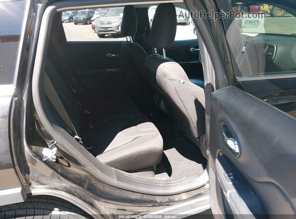 1C4PJMCBXKD449519 2019 JEEP CHEROKEE Black Widok naklejki z numerem VIN