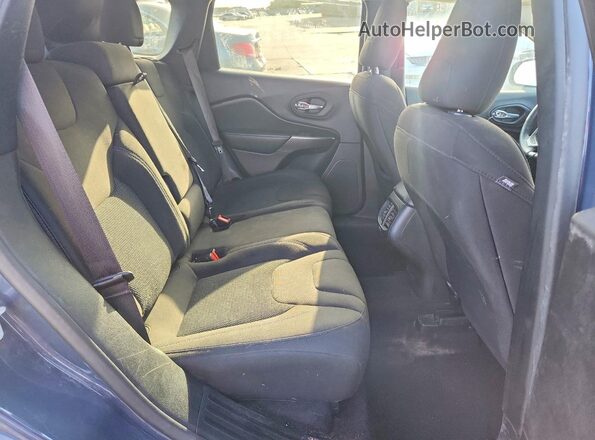 1C4PJMCBXLD617189 2020 JEEP CHEROKEE Blue Widok wnętrza z tyłu