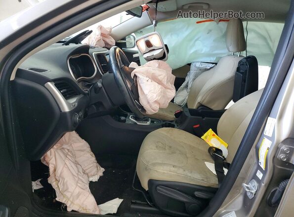 1C4PJMCS0GW283412 2016 JEEP CHEROKEE Бежевый Вид салона спереди