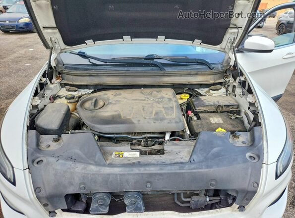 1C4PJMCS1GW227589 2016 JEEP CHEROKEE White უკანა სალონის ხედი