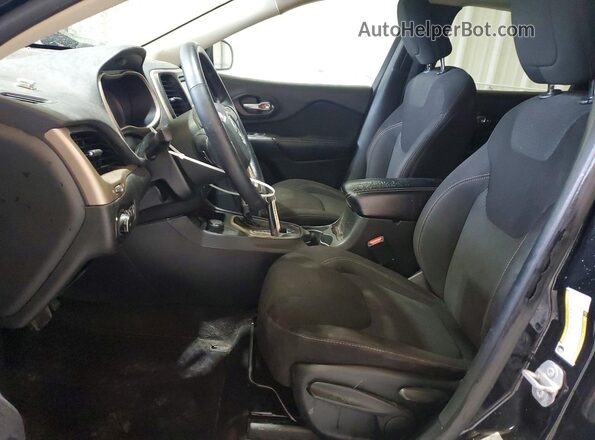 1C4PJMCS2HW531788 2017 JEEP CHEROKEE Black Front interior view