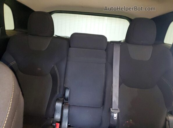 1C4PJMCS2HW531788 2017 JEEP CHEROKEE Black Rear seats view