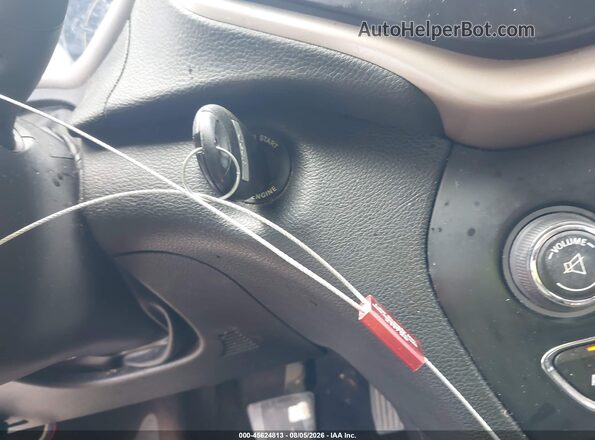 1C4PJMCS2HW630367 2017 JEEP CHEROKEE Gray Vista del salpicadero
