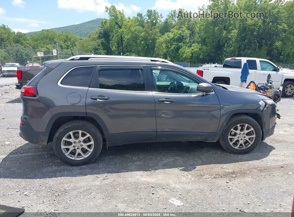 1C4PJMCS2HW630367 2017 JEEP CHEROKEE Gray Vista interior trasera