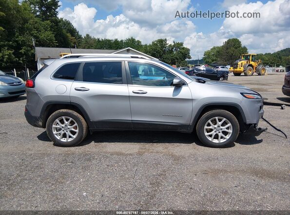 1C4PJMCS4HD217233 2017 JEEP CHEROKEE Silver სალონის 360-გრადუსიანი ხედი