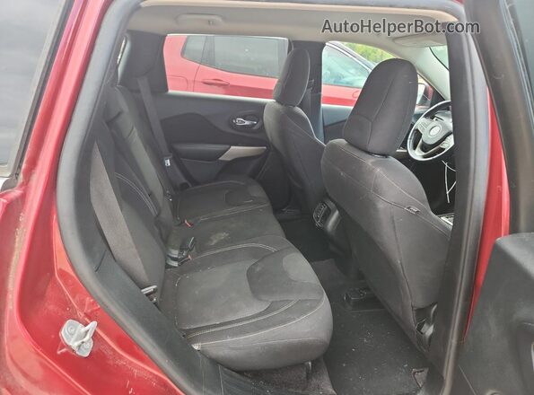 1C4PJMCS4HD238924 2017 JEEP CHEROKEE Red უკანა სალონის ხედი