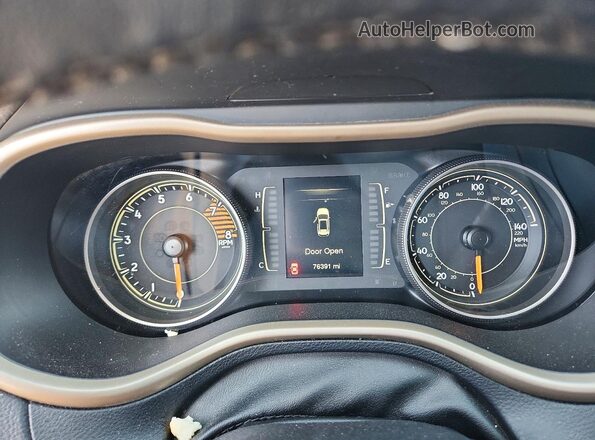 1C4PJMCS5HW521594 2017 JEEP CHEROKEE Белый Вид щитка приборов