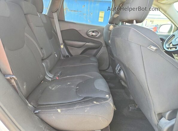 1C4PJMCS5HW521594 2017 JEEP CHEROKEE Белый Вид задней части салона